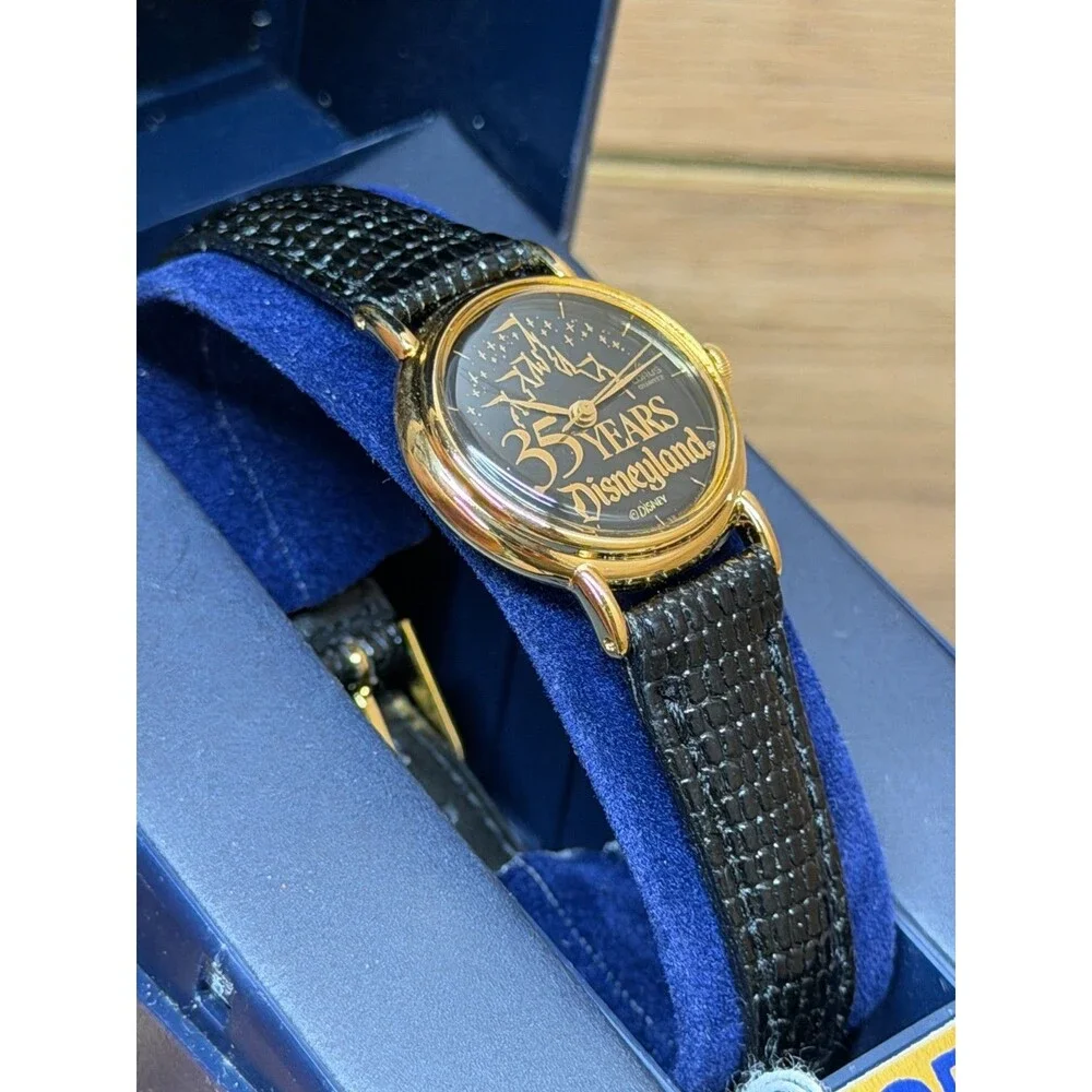 Lorus Quartz Disneyland 35 Years Collector Watch w/ Tags & Box - Vintage 1990